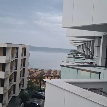 Apartment 2 Prima Linie Alezzi Infinity Diamond *