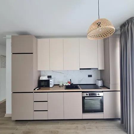 Apartment 2 Prima Linie Alezzi Infinity Diamond *