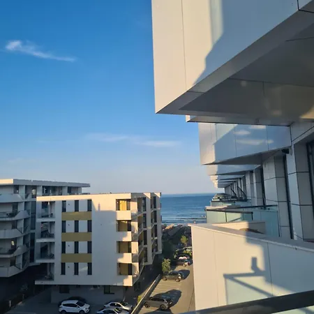 Apartment 2 Prima Linie Alezzi Infinity Diamond Navodari