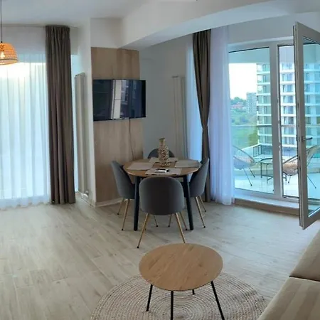 2 Prima Linie Alezzi Infinity Diamond Apartment *
