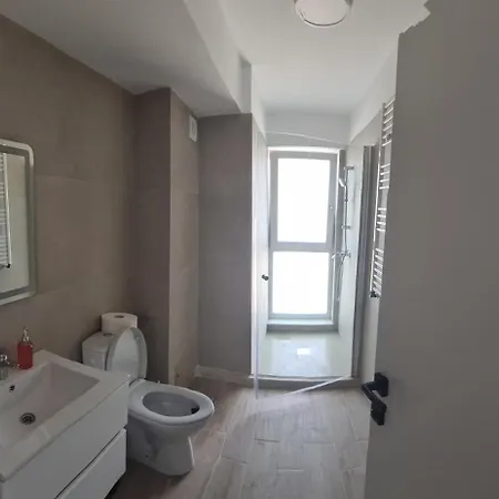 2 Prima Linie Alezzi Infinity Diamond Apartment