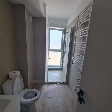 2 Prima Linie Alezzi Infinity Diamond Apartment *